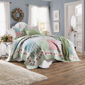 Rory Oversize Quilt, , large