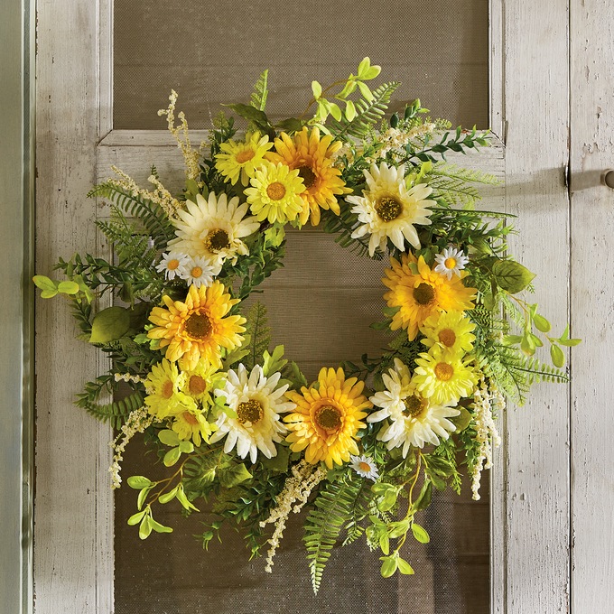 Outdoor White and Yellow Daisy Wreath, , large