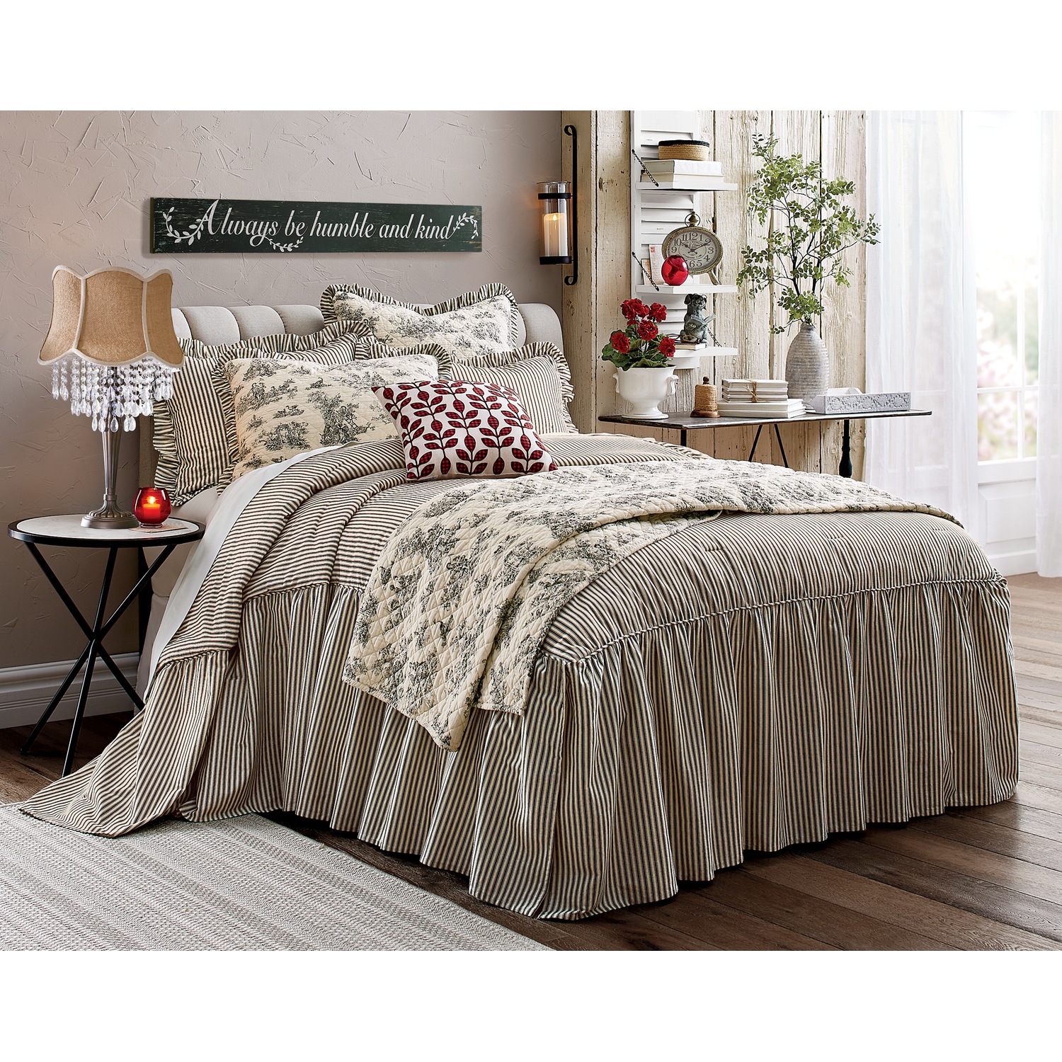 Ruffled bedspread hotsell