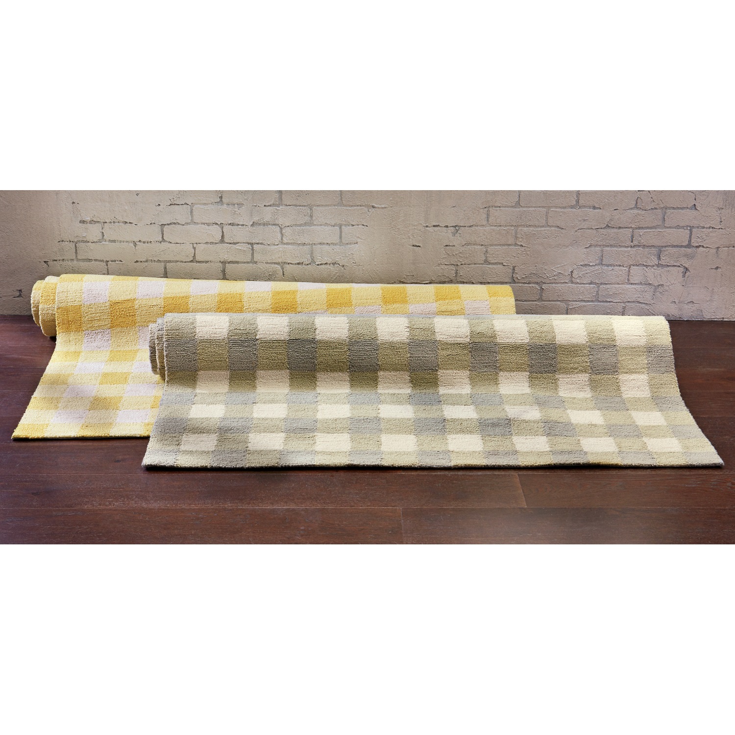 Gingham Rug Country Door