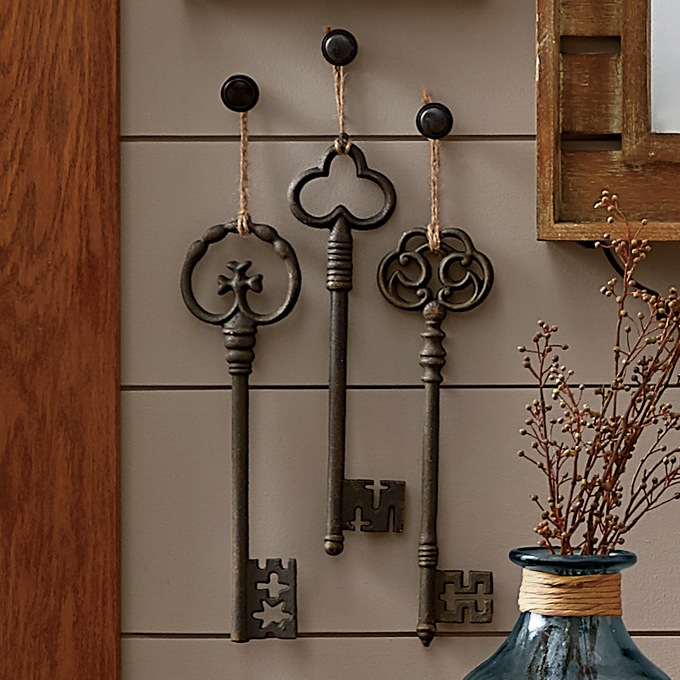 Set Of 3 Metal Keys Wall Art Country Door There are 1130 large key wall decor for sale on etsy, and they cost $33.56 on average. set of 3 metal keys wall art