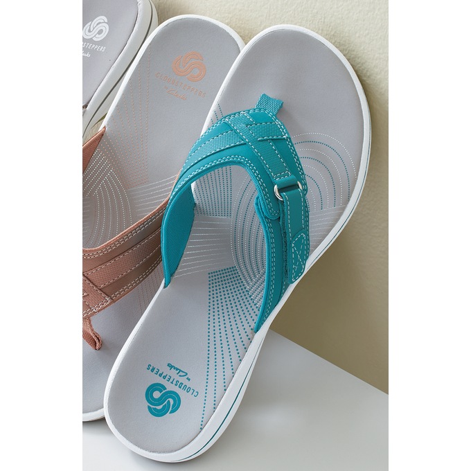 Clarks women's breeze sea thong sandals outlet