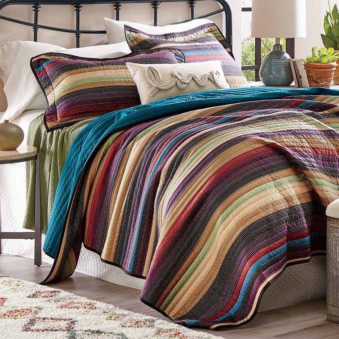 Yosemite Oversized Quilt, , large