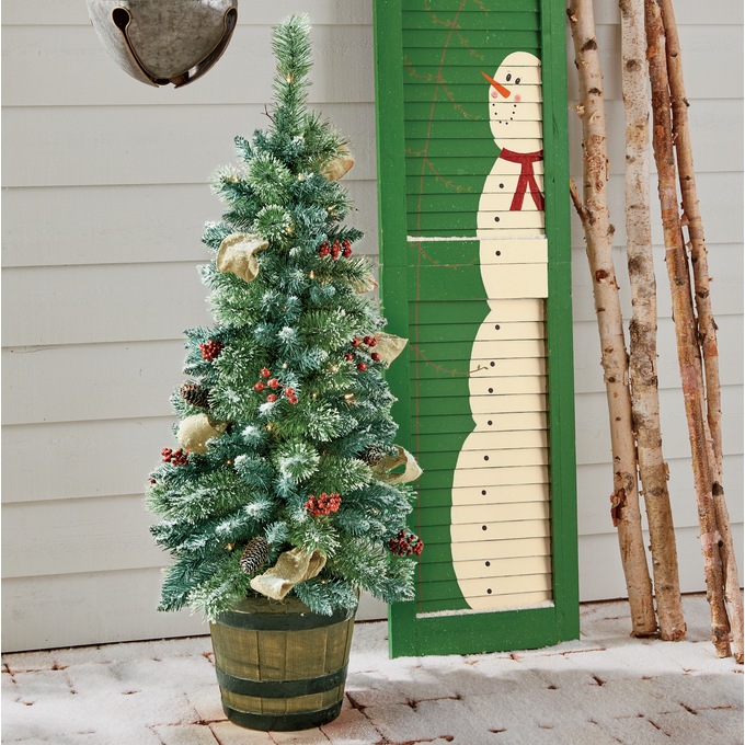 Lit Cashmere Tree In Barrel Pot Country Door