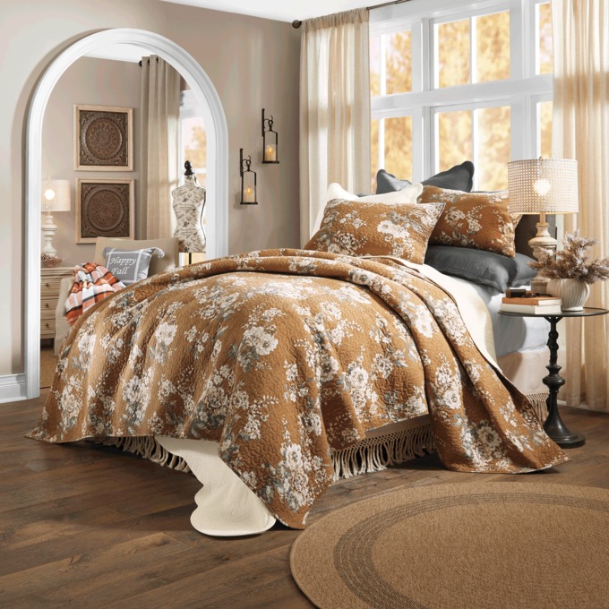 Genevieve Oversized Quilt, , large
