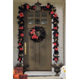 Outdoor Lit Skull in Mums Garland, , large