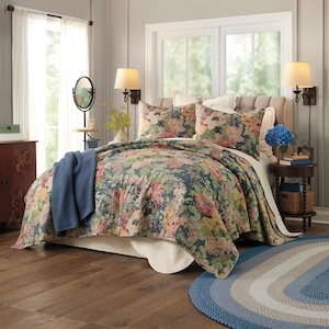 Meadowlake Oversized Quilt, , large