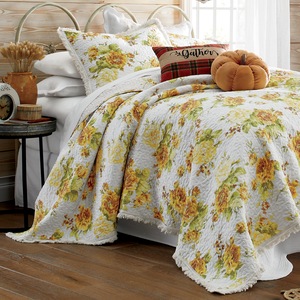 Susannah Quilt, , large