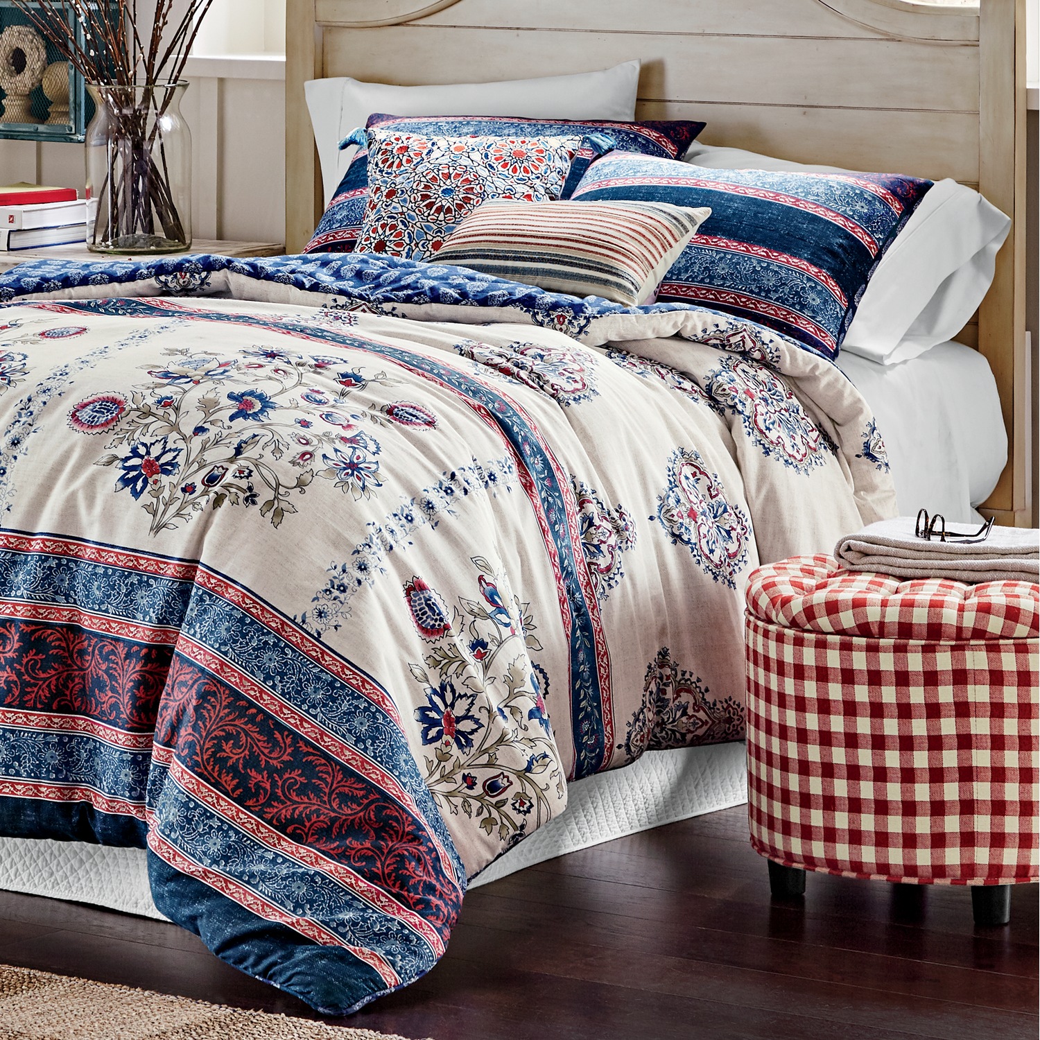 Verbena Garden Mini Comforter Set And Embroidered Accent Pillows By Verbena Garden Mini Comforter Set And Embroidered Accent Pillows By Jessica Simpson