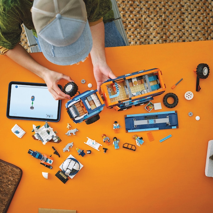 LEGO City Arctic Explorer Science Lab Truck, , large