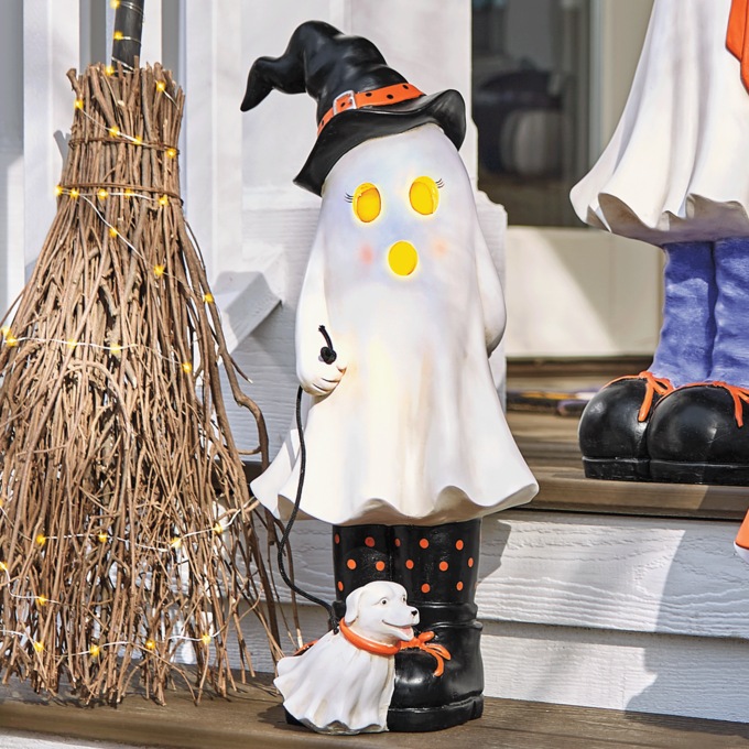 Lit Ghost Family, , large