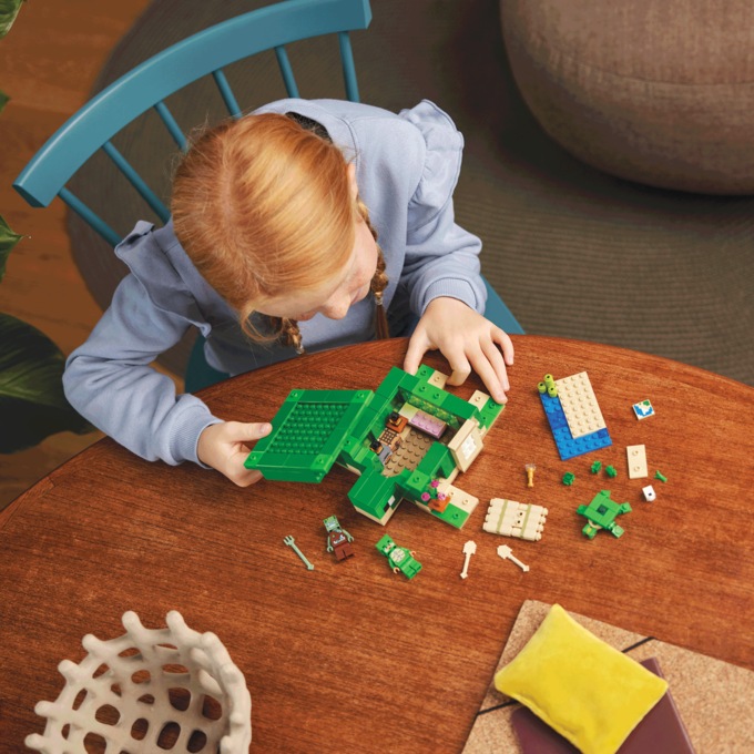 LEGO Minecraft The Turtle Beach House, , large