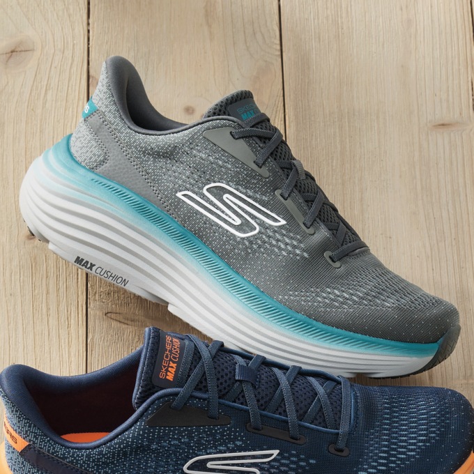 Skechers Men's Max Cushioning Endeavour Kauska Shoe, , large