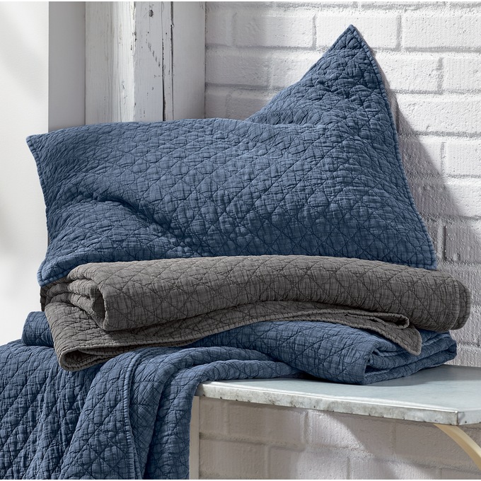 Vintage-Wash Oversized Quilt, , large