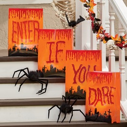 Halloween Decor Props Figurines Country Door
