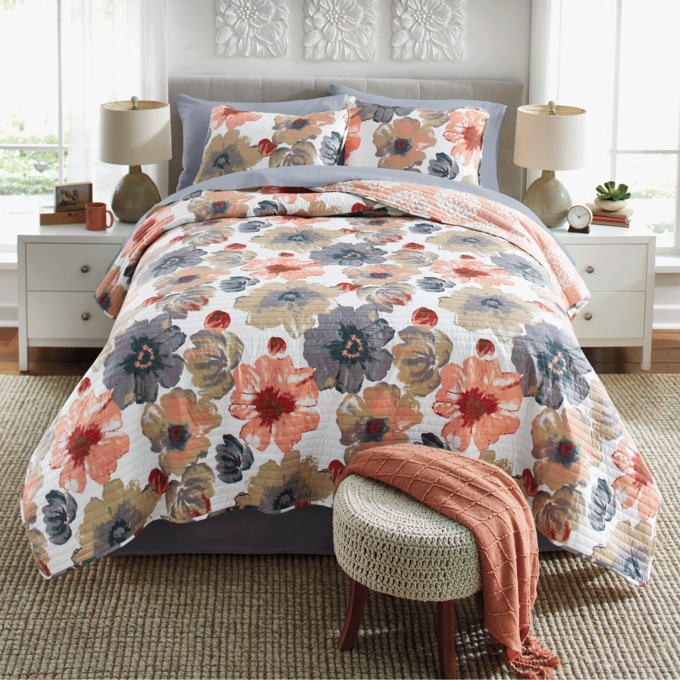 Leah 3-Piece Reversible Quilt Set, , large