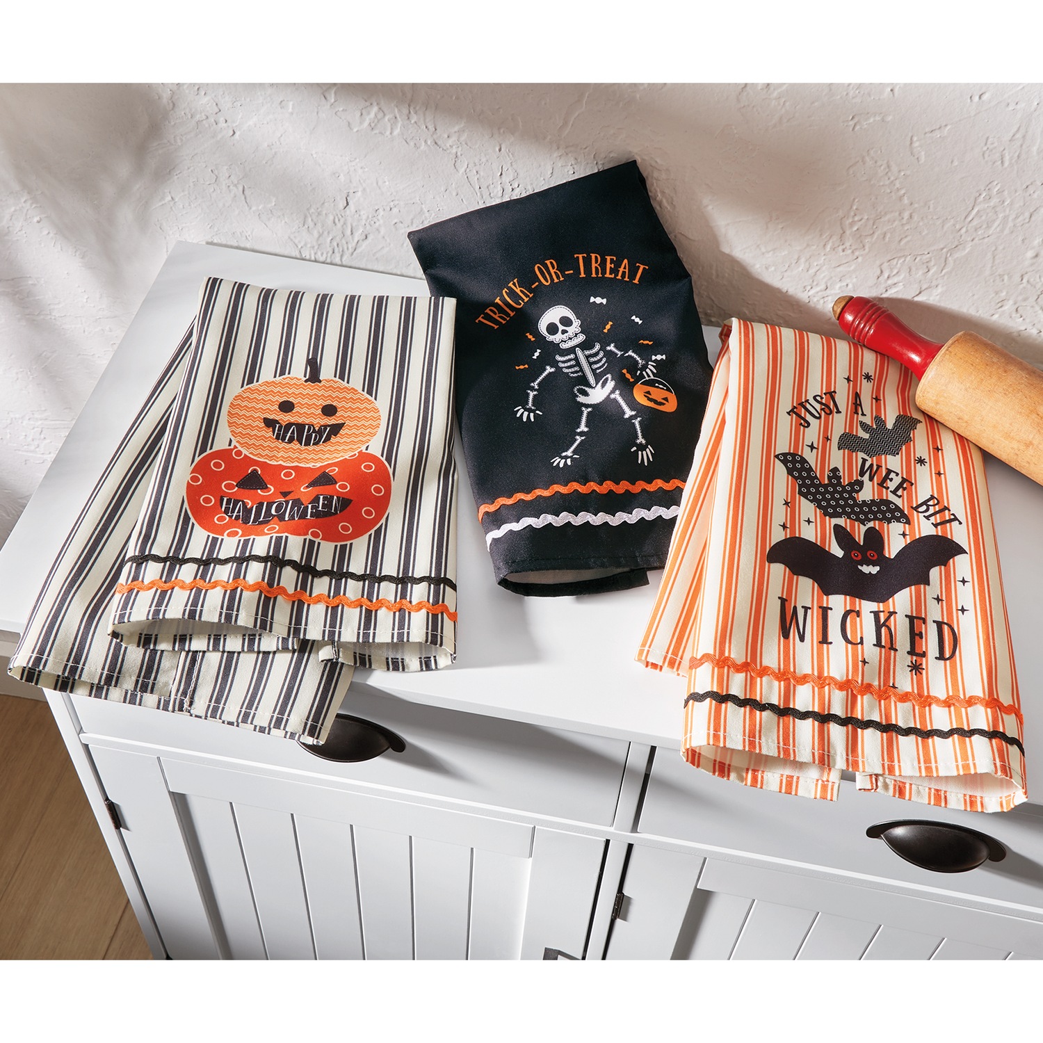 Set Of 3 Halloween Kitchen Towels Country Door