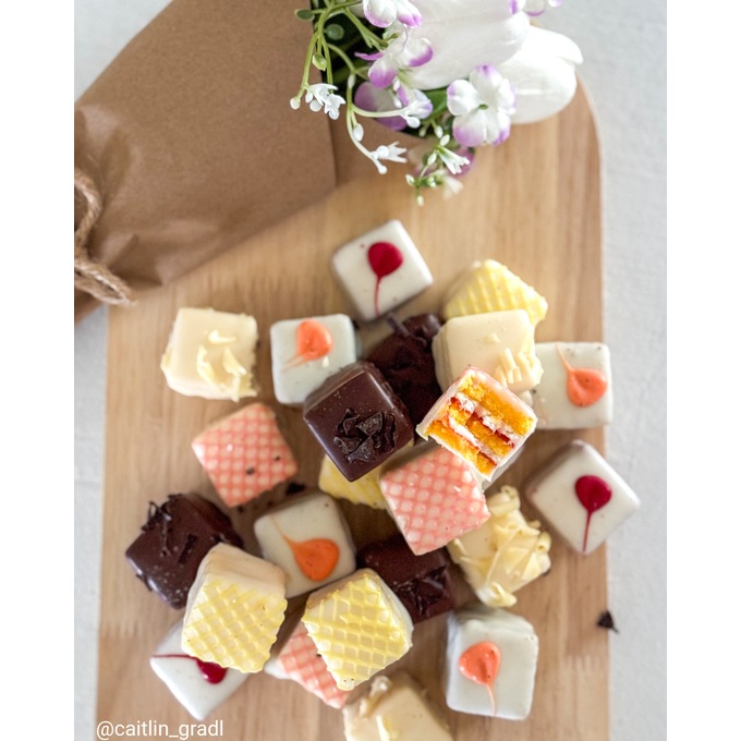Incredible Petits Fours, , large