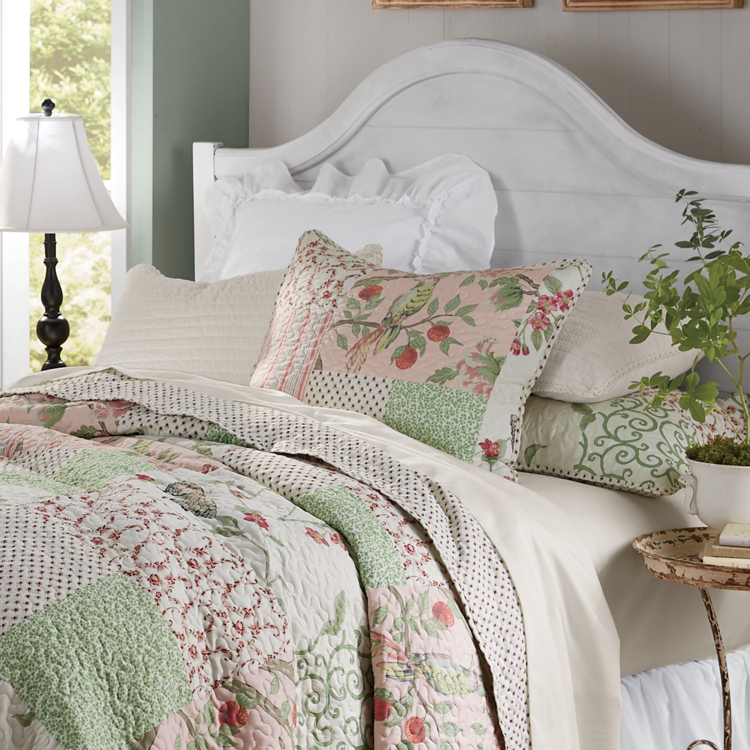 Aurora Oversized Quilt and Sham Country Door