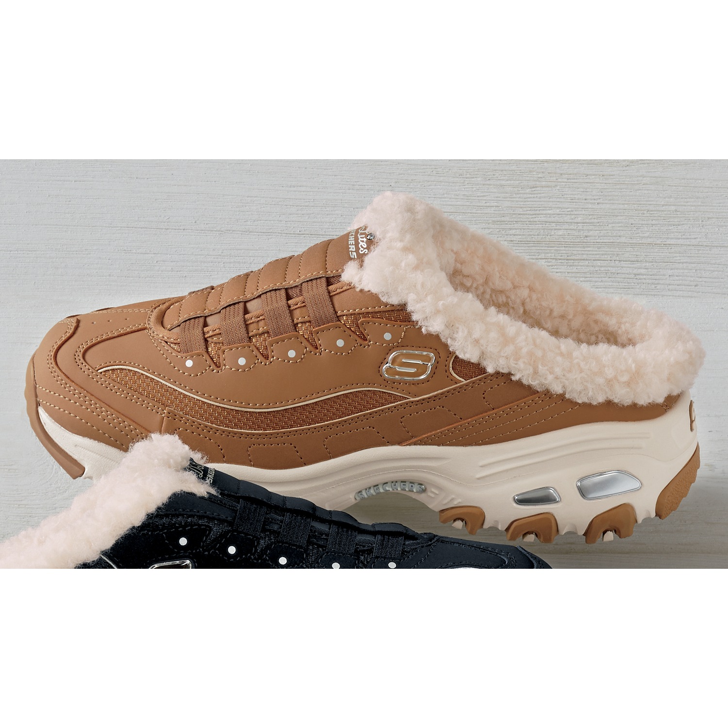 Skechers D Lites Comfy Step Mule Country Door