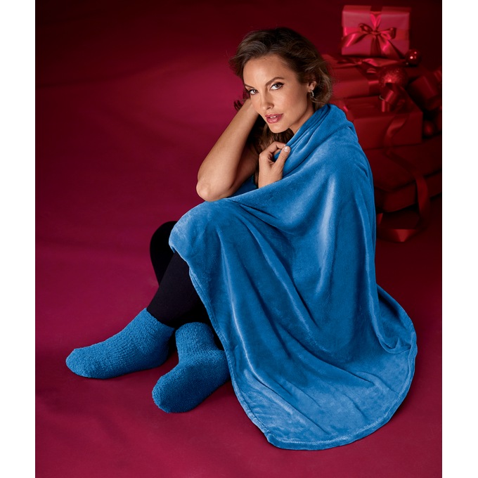 Snuggly throw best sale