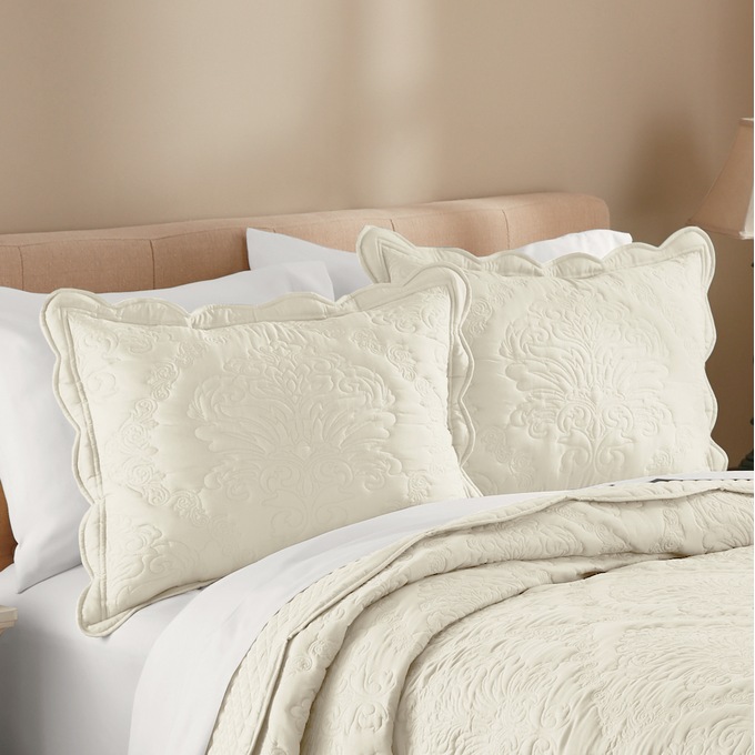 Caspian Scalloped Sham Country Door