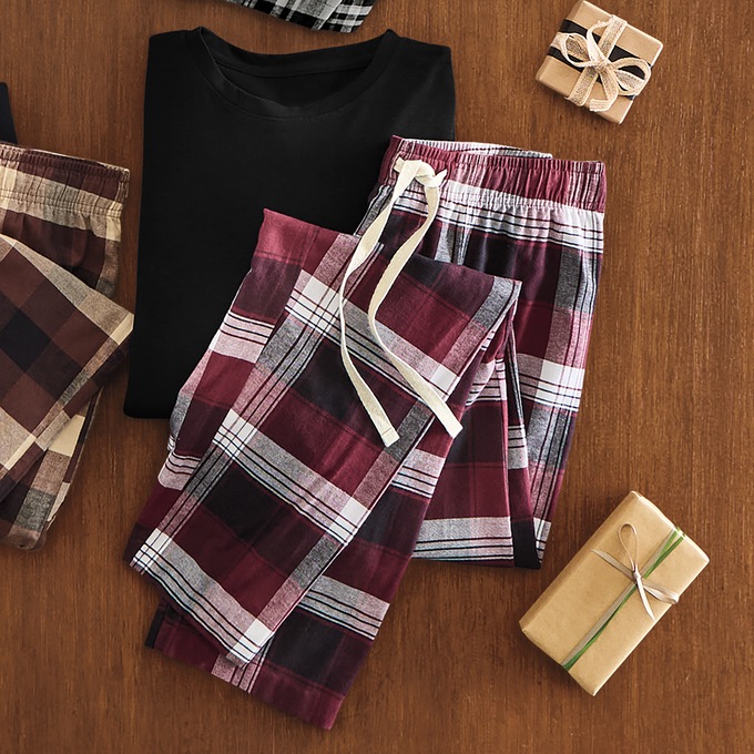 Value 2-Piece Men's PJ Set with Crew Top and Plaid Bottoms, Wine Black Plaid, large