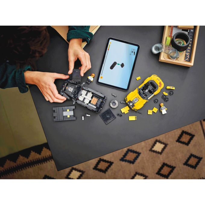 LEGO Mercedes-AMG G 63 & Mercedes-AMG SL 63, , large