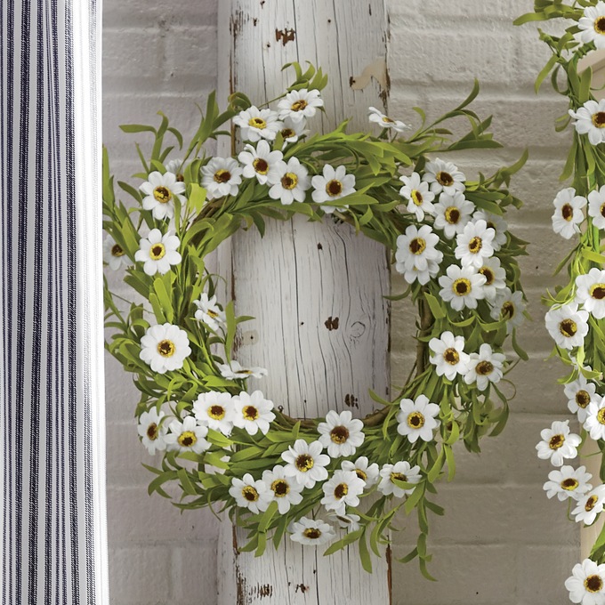 Daisy Wreath, , large