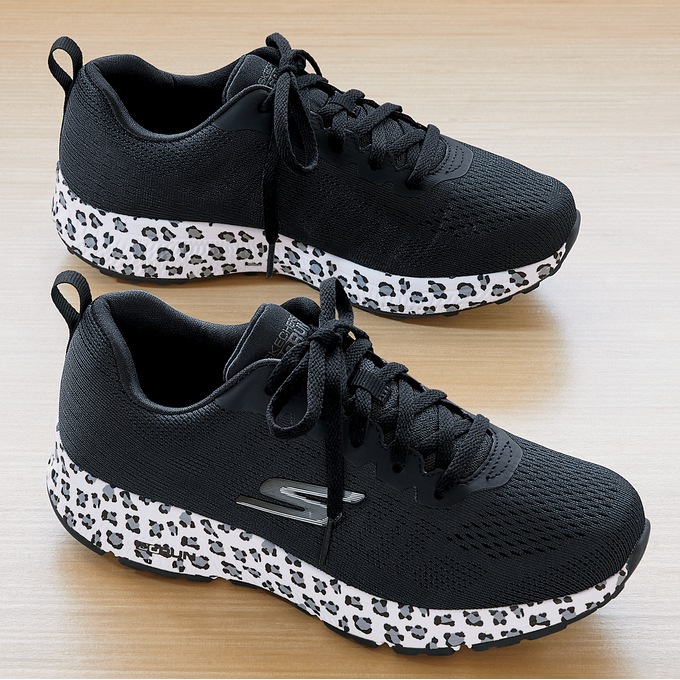 Skechers go deals run leopard