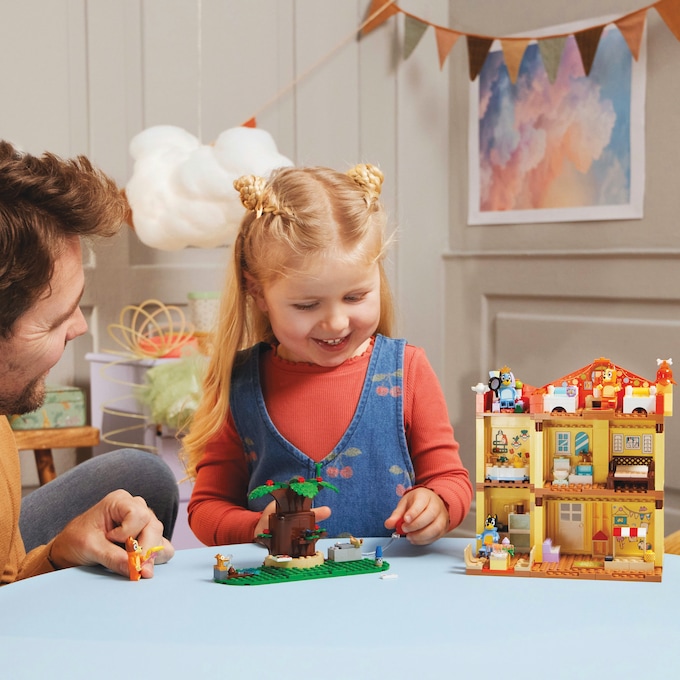 LEGO Bluey's Family House, , large