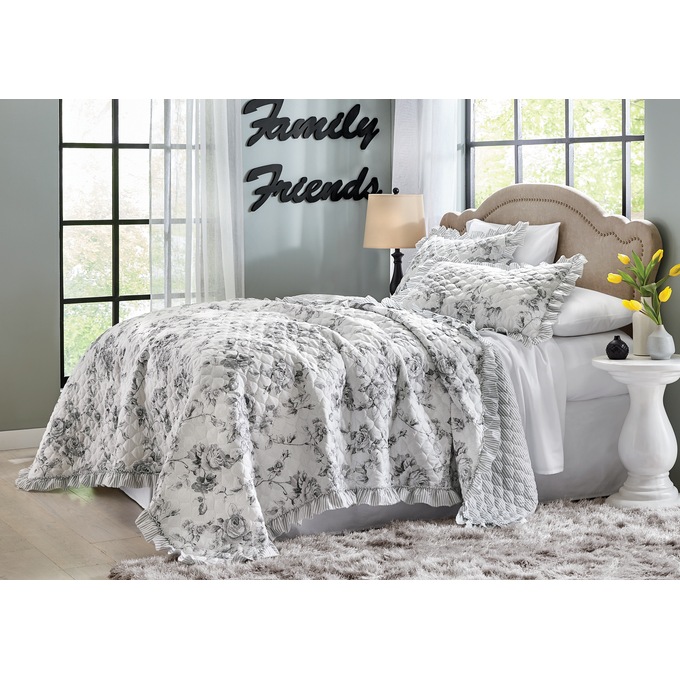 Elyse Ruffle Oversized Quilt, , large
