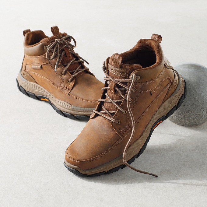 Skechers relaxed fit on sale memory foam mens review