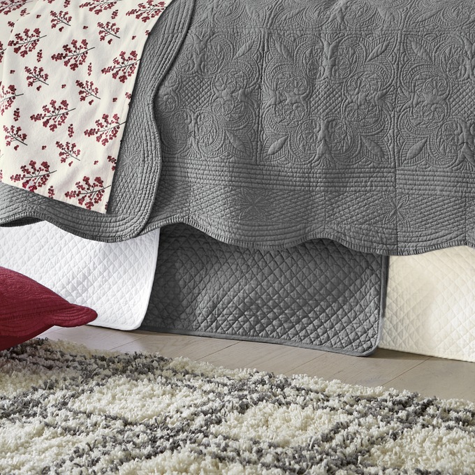 Diamond-Quilted Chateau Bedskirt