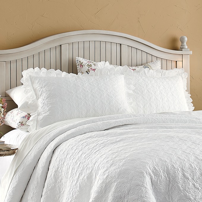 Eyelet hot sale pillow shams