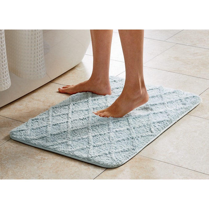 Plush Memory Foam Bath Mat