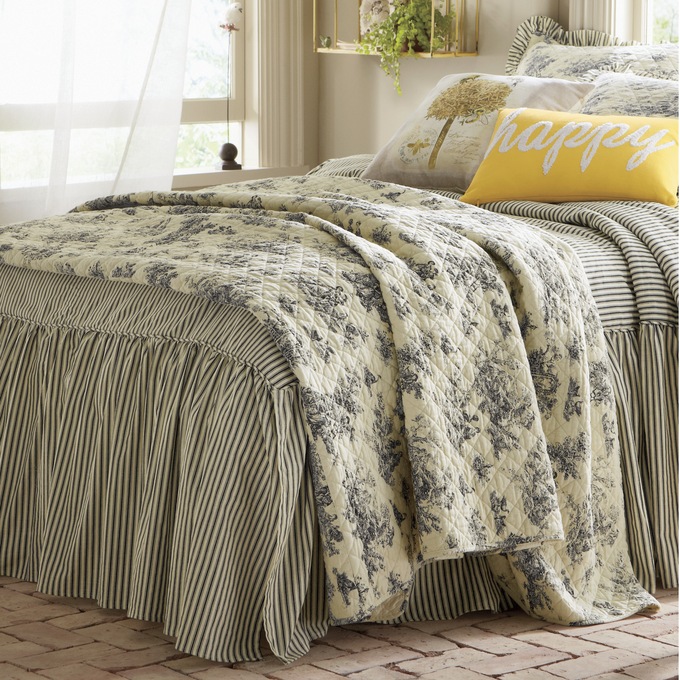 Toile Quilt Shams And Window Treatments Country Door See more ideas about french country decorating, red toile, french decor. toile quilt shams and window treatments