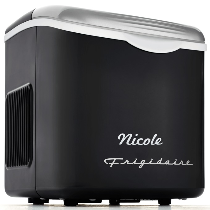 Frigidaire Retro 26-lb. Ice Maker, , large