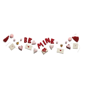 Valentine Novelty Garland, , large