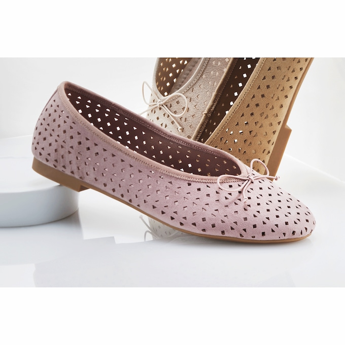 Union Bay Taziana Cut-Out Flat with Bow, , large