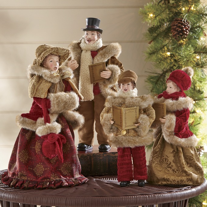 Set Of 4 Family Christmas Carolers Country Door