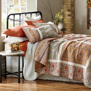 Alma Oversized Quilt , , large