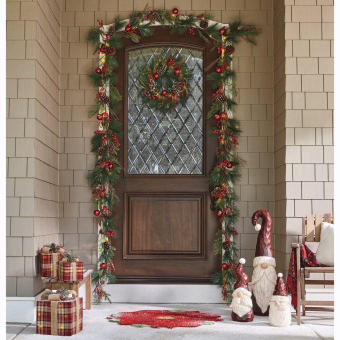 Lighted Faux-Pine Wreath, , large