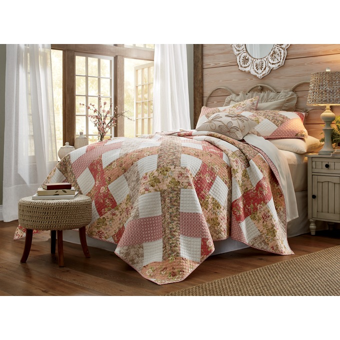 Bunches of Roses Oversized Quilt, , large