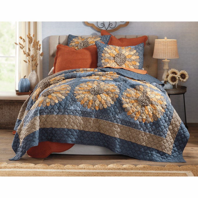 Harvest Mum Oversized Quilt, , large
