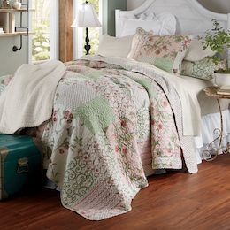 Quilts And Bedspreads Rustic Farmhouse Style Affordable