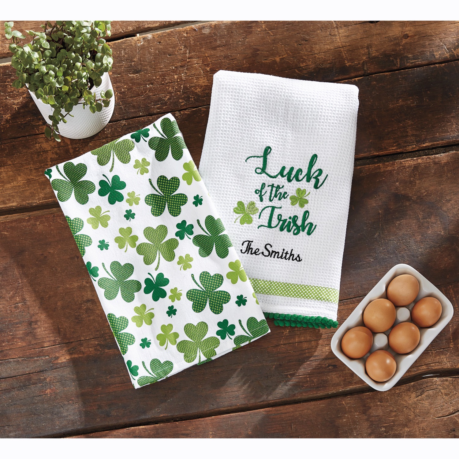 Personalized Set of 2 Seasonal Kitchen Towels Country Door