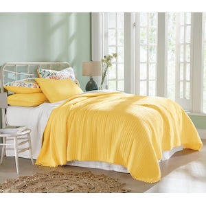 Pompom Oversized Quilt, , large