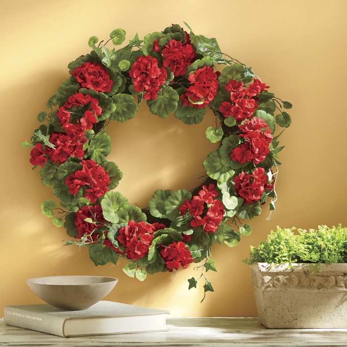 Geranium Wreath, , large