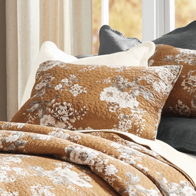 Genevieve Sham, , large